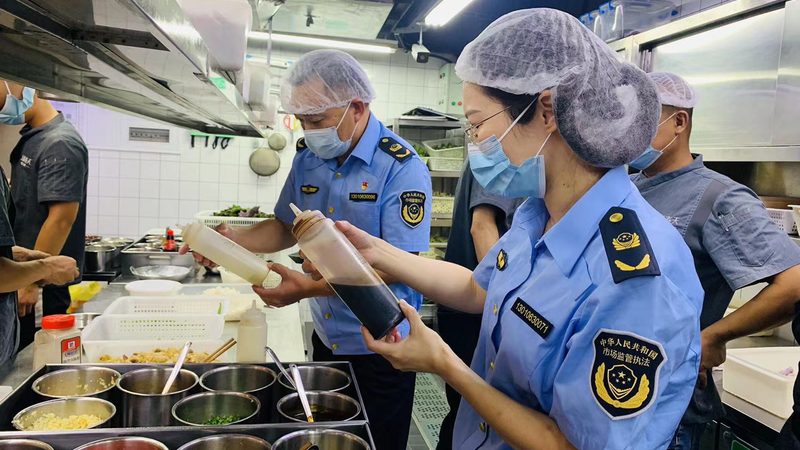 以下是一些知名的食品招商货源平台，供经销商参考：